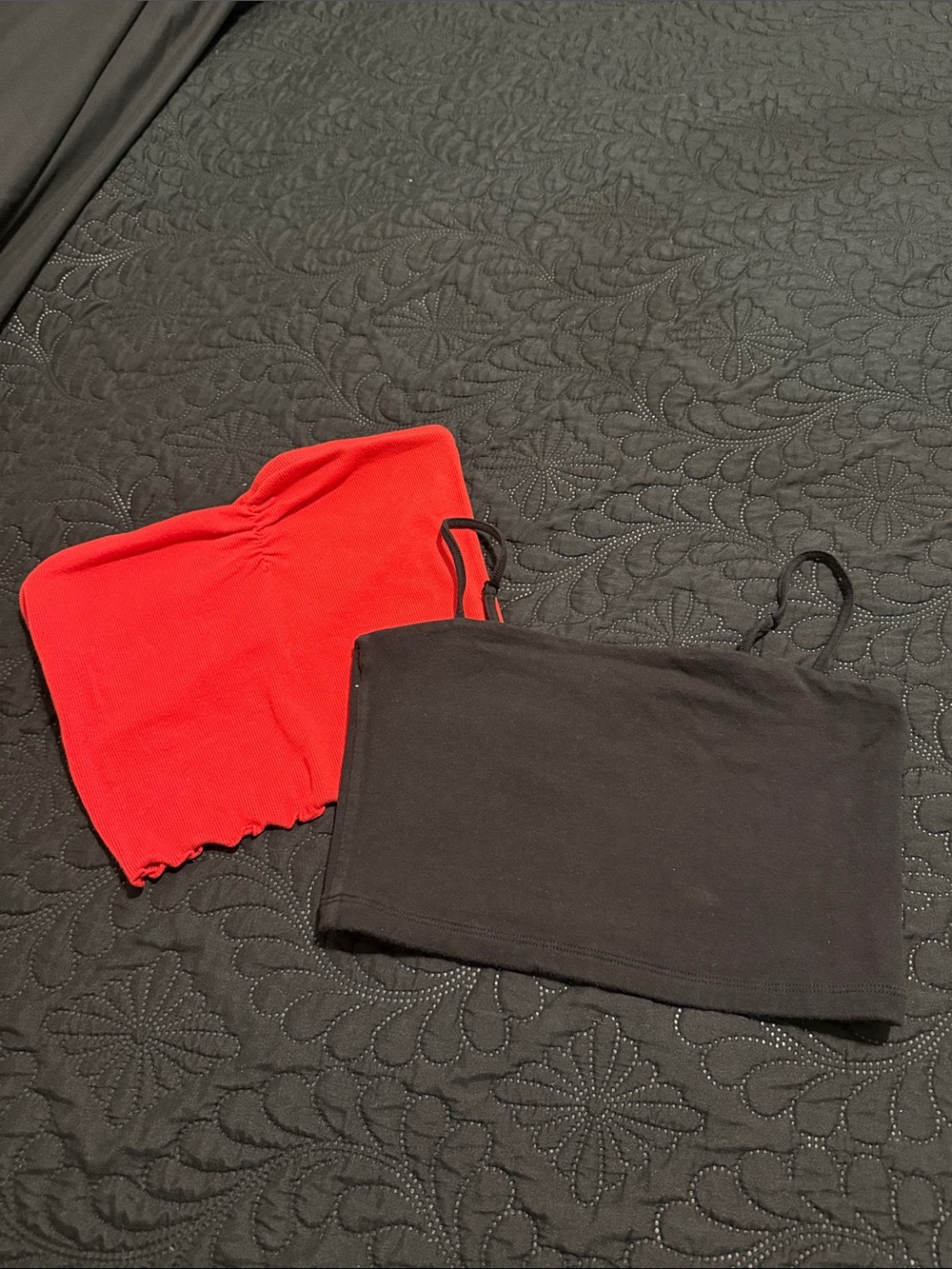 🖤 3 for $15 🖤 2 pack basic crops